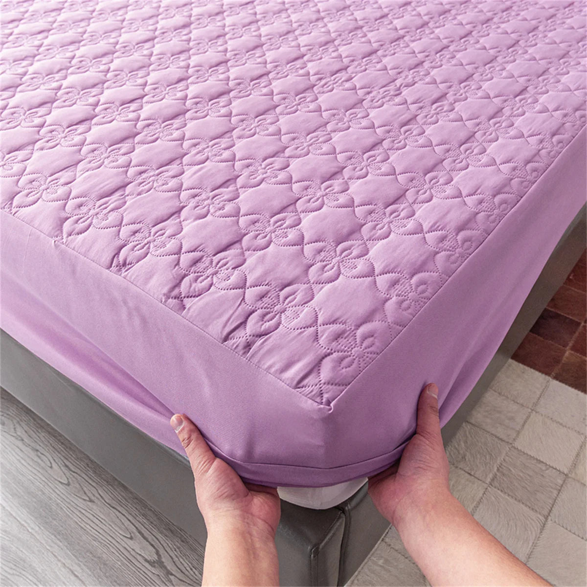 Super Waterproof Quilted Mattress Cover King Queen Size Anti-mite Air-Permeable Bed Pad Cover Not Including Pillowcase
