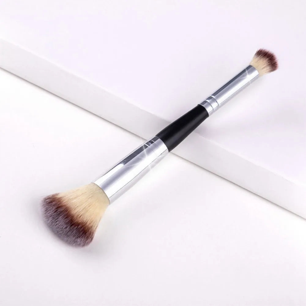 Rounded Taperd Dual-ended Foundation Brush Short Hair Flawless Makeup Brushes Dual-purpose Makeup Brush for Liquid Cream Powder