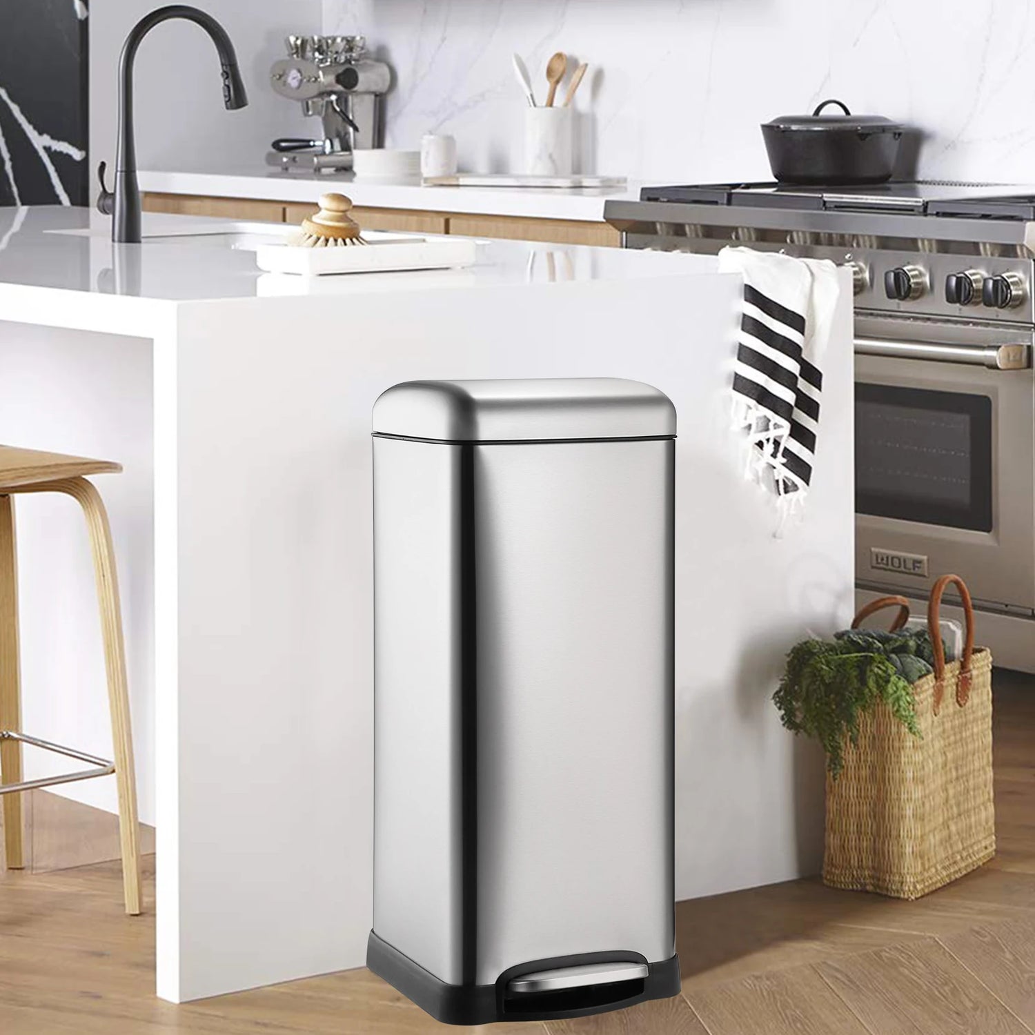 8 Gallon Step Trash Can, Square Fingerprint-Proof Garage Can with Soft-Close Lid for Home with Removable Inner Bucket